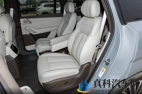 挠尿孔+折磨+抹油+哭喊男男:汽车维修新招:冷却液泄漏难题破解,车辆折磨应对技巧-2