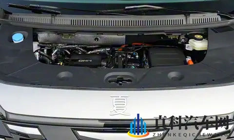 开发妻子初次接受3p：XX系列豪华轿车：性能卓越，引领未来豪华出行-3