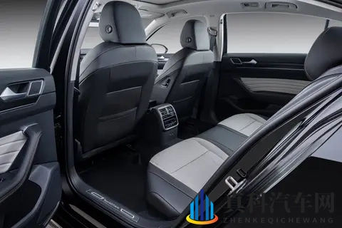 打扑克的剧烈运动:扑克游戏中的竞技狂欢,心跳加速的娱乐运动-2