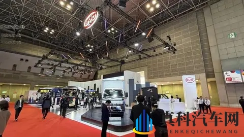 比亚迪单挑东京车展，日系车企集体破防！-1