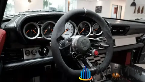 保时捷官方都没有承诺的质保范围，这家“小作坊”可以-1