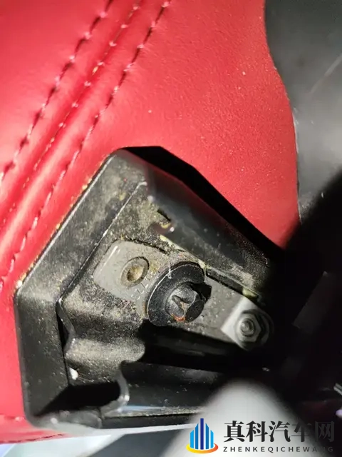 48万多拿下陆地猛虎,一手准新路虎揽胜运动版-3