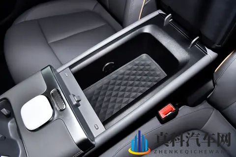 1048万起!埃安i60堪称“闭眼入”的增程普及者-1