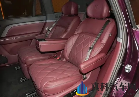 岚图泰山即将发布 有实力分流问界M9的用户-3