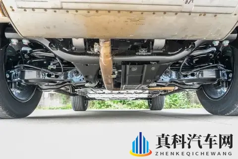 轴距为5198mm，这台国产SUV到底凭啥这么火？-3