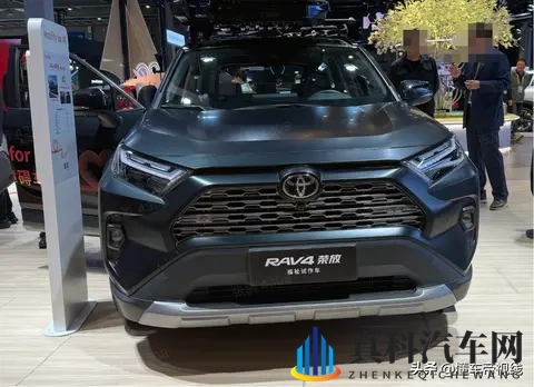 两个老头亲我下面:汽车底部革新,驾乘体验再升级-2