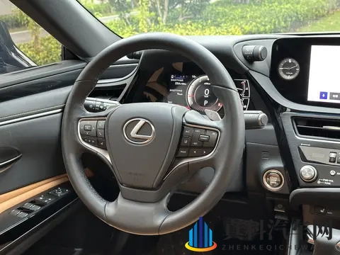 打扑克不盖被子下载:汽车智能升级,驾驶体验再飞跃-3