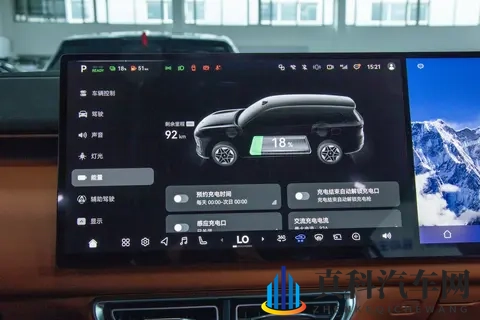破局者之姿：深蓝S09，7个行李箱塞不满，“移动智慧空间”不虚传-1