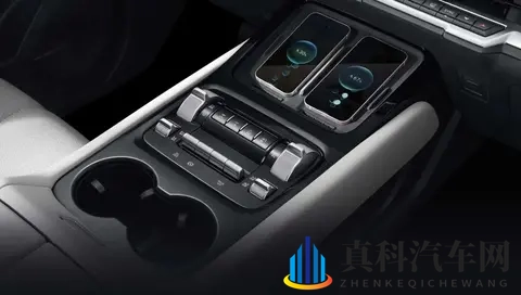 多动力版本同步推出,全新坦克400售价2498万元起-2