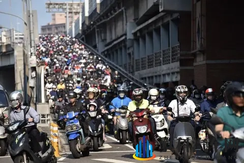 摩托车13年报废要取消了？权威回应来了，3大新政让摩友沸腾-1