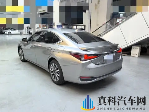 228万!准新一手雷克萨斯ES,圆你豪华品牌梦?-2