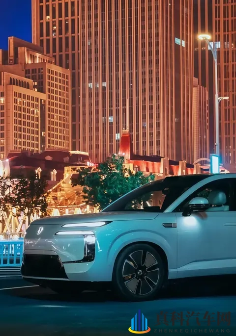 为什么腾势N8L不用二代PTC空调？毕竟一代的能耗和体感都没二代好-1