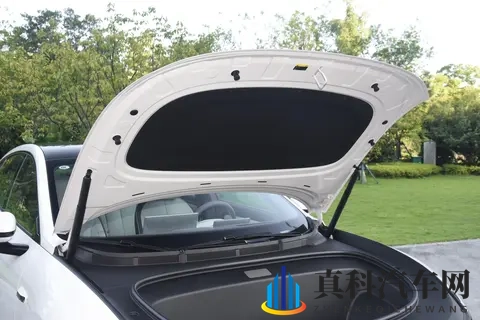 星光730,7.68万起开启预售,7座MPV,一车3动力插混纯电燃油可选-1