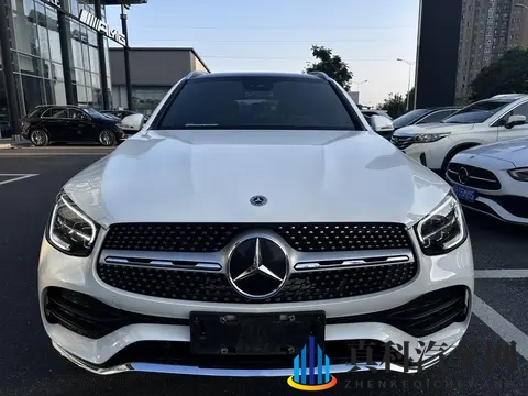 26万多拿下奔驰GLC,体验豪华品牌SUV的驾乘质感!-3