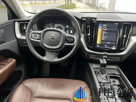 11万多拿下北欧豪华SUV，2019款一手沃尔沃XC60-3
