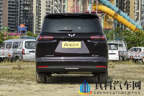 适合家用的7座MPV,五菱星光730 PHEV,真7座+电滑门,好开又好坐-1