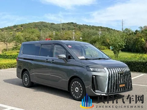 家用商务两不误!北汽全新MPV要来了,车长超5米3,最多容纳9个人-2
