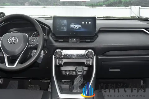 表哥纠结 “买新能源还是油车”，我带他开威兰达跑了趟露营-1