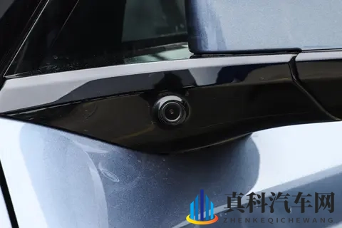 方程豹钛7:外酷内舒,科技大空间SUV的舒适之道,买得钛对了-1