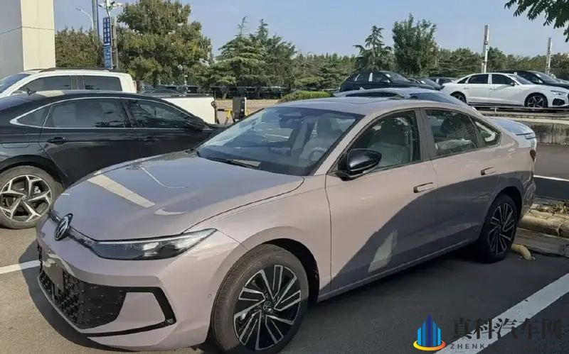 全新朗逸Pro即将上市，内外均有升级，双动力可选-1