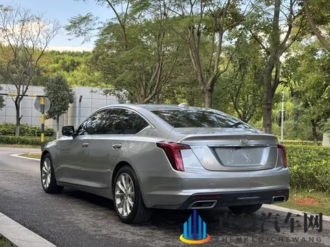 16万不到，入手准新一手凯迪拉克CT5，要面儿还得看它！-1