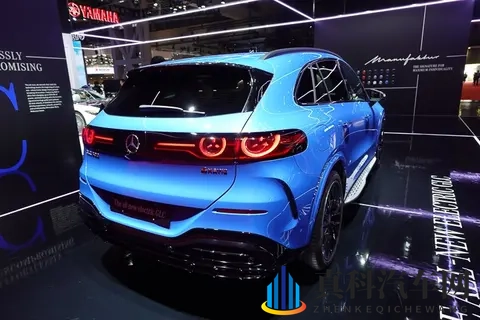 奔驰全新GLC纯电版实车实拍，这前脸确实很老钱-1