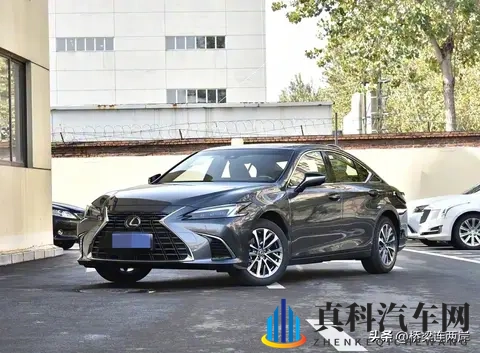 雷克萨斯ES200特别版上市 3127万贴层膜贵128万-1