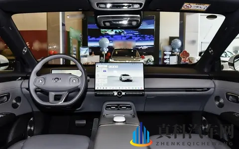 长安启源A06：续航持久，800V快充，还有冰箱-3