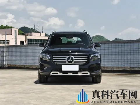 奔驰7座SUV拿捏人心，已经跌到了1639万，疯狂收割年轻人-3