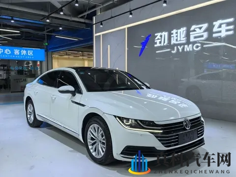 挽起裙子 开腿做运动:汽车运动兴起,驾驶乐趣新选择-2