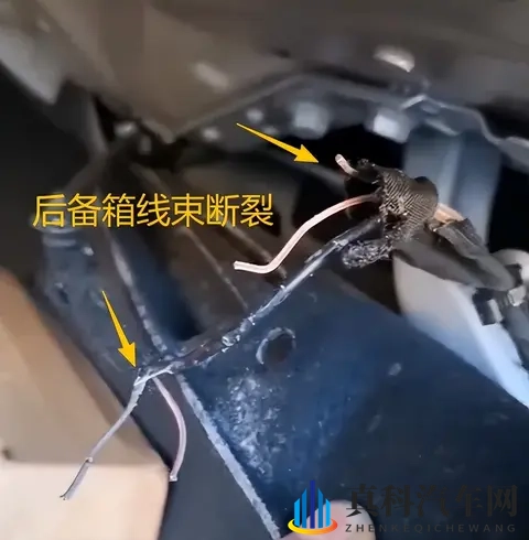 奥迪A3做个保养，倒车影像不工作了，差点背黑锅！-2