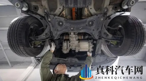 同车不同命!新能源车险为何成为“甜蜜负担”?-2