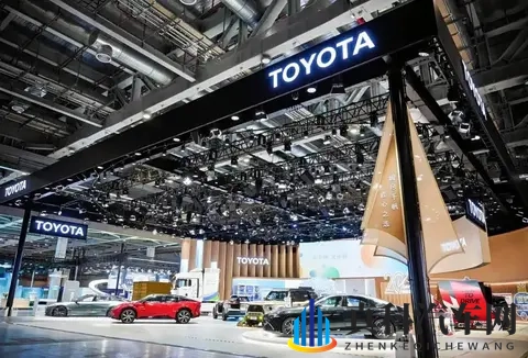 2025进博会：售价3998万起 丰田GR YARIS实车亮相-1