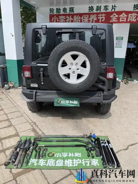 男男doi攻 的巨猛受受网站:性能猛兽的心脏,揭秘极致驾控-2