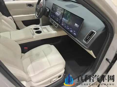 理想L6:男女老少通吃,客户共同点是没有6座需求-2