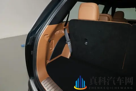 2788万起综合优惠! 进口帕里斯帝2026款鉴赏家版6座产品解析-1