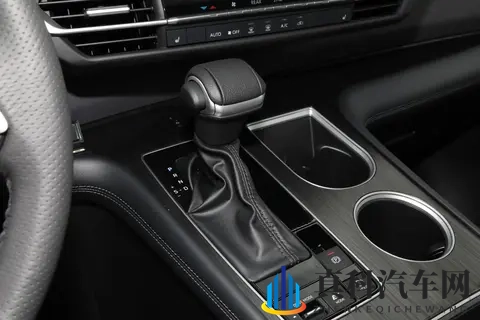 丰田格瑞维亚，三款两驱配置怎么选？-2