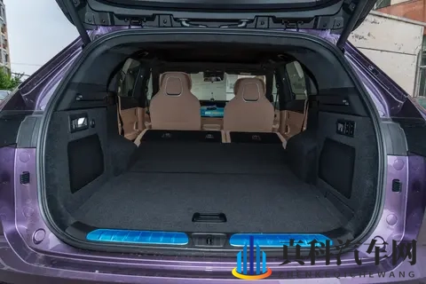 星纪元ET:20万级全能SUV,多项配置加持,家用出行优选-2