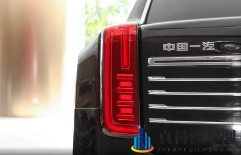 真国产豪华，这车也有钱未必能买到，气场比“劳斯”还强-2