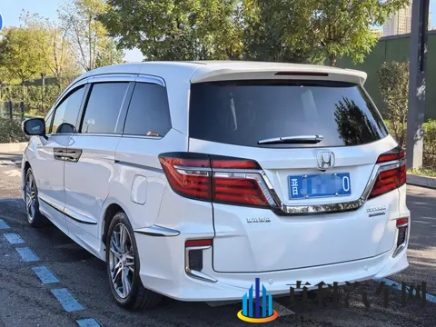 16万多拿下本田艾力绅，家用出行更舒适-3