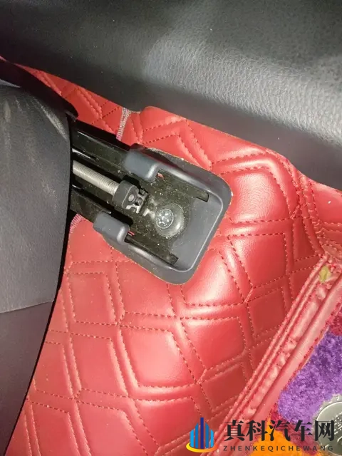 省油耐用还保值，准新丰田凯美瑞，15万家用代步优选！-3