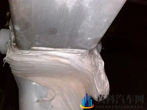 17万拿下行政座驾?2018款奔驰E300L还能战几年?-2