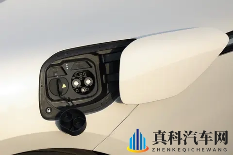 实测续航1270km，标配四颗激光雷达，阿维塔12能买吗？-1