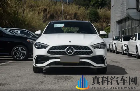 花30万买台15T的车，到底图个啥？静态解析奔驰C级-2