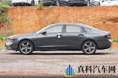 天天干天天射天天色：汽车驾驶乐趣提升攻略，安全驾驶必备技巧-2