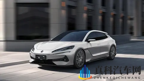 天美传媒麻豆：新能源汽车崛起，智能驾驶未来已来-2