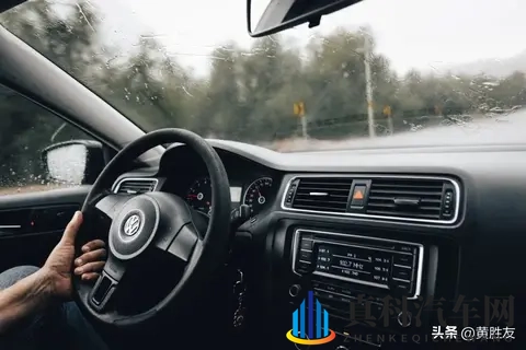 欧洲汽车严重依赖中国 “芯片” 甚至德国汽车制造商也严重依赖中国-1