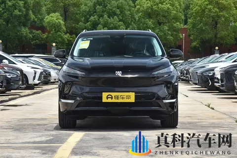 新能源中大型SUV怎么选,奕派eπ008对比别克E5,看这篇就知道了-2