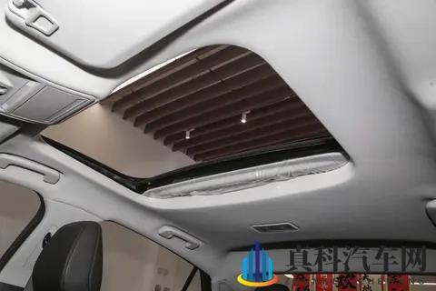 蒙迪欧：合资B级车新标杆！20T+8AT，L2级辅助驾驶，才卖17万？-3