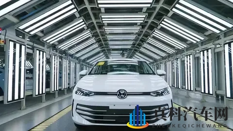 发光标+贯穿灯！朗逸Pro酷似小帕萨特，车长增42mm，月销稳定2万+-1